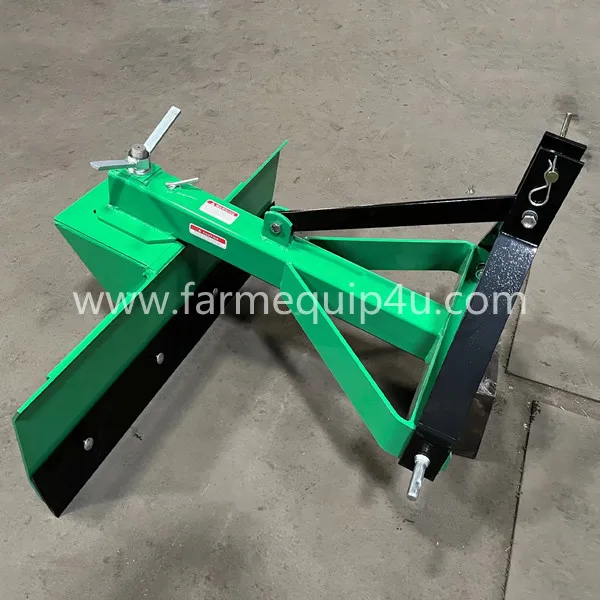 頑丈なトラクターに取り付けられたリアグレーダーブレード/スノー