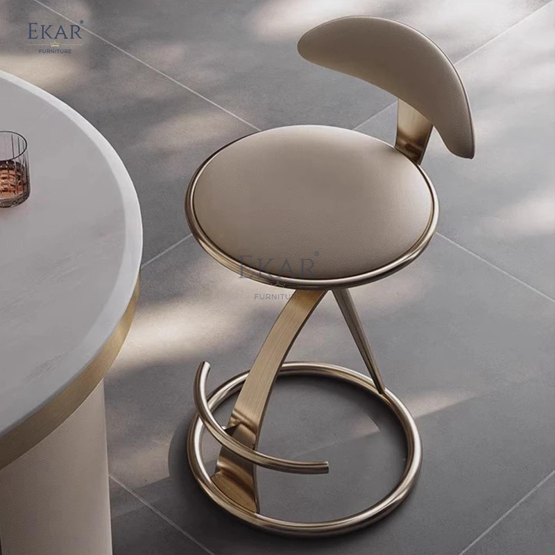 New modern design style metal bar stool living room leisure chair supplier