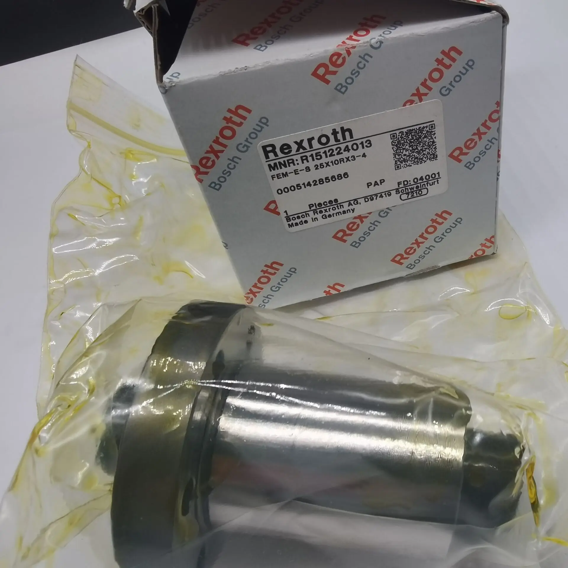 original Rexroth Linear ball screw nut for CNC R151228220 R 