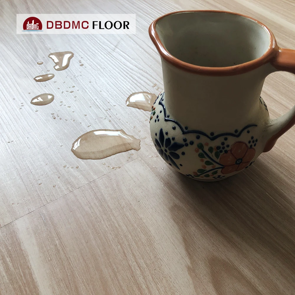 Modern Design Plastic Click Laminate Flooring AC4 Wear Resistant for Hotel Use