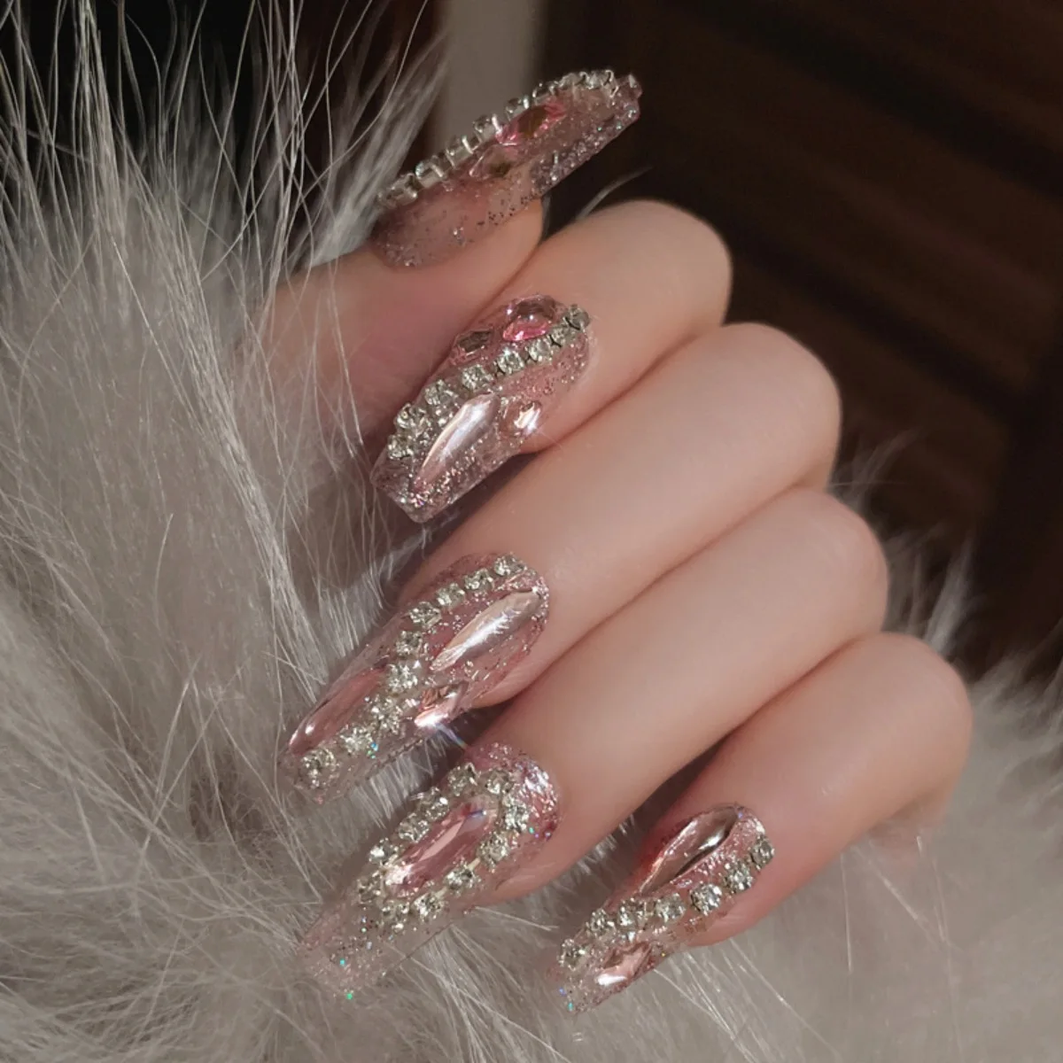 2024 Autumn Most Fancy Design Most Beautiful Style Very Shiny Nail Art Diamond Press on Nails Wholesale