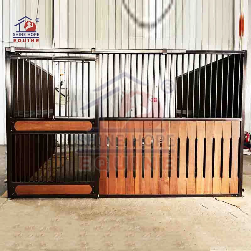 Free-standing Farm Equipment Easy-to-assemble Portable Horse Shelter 