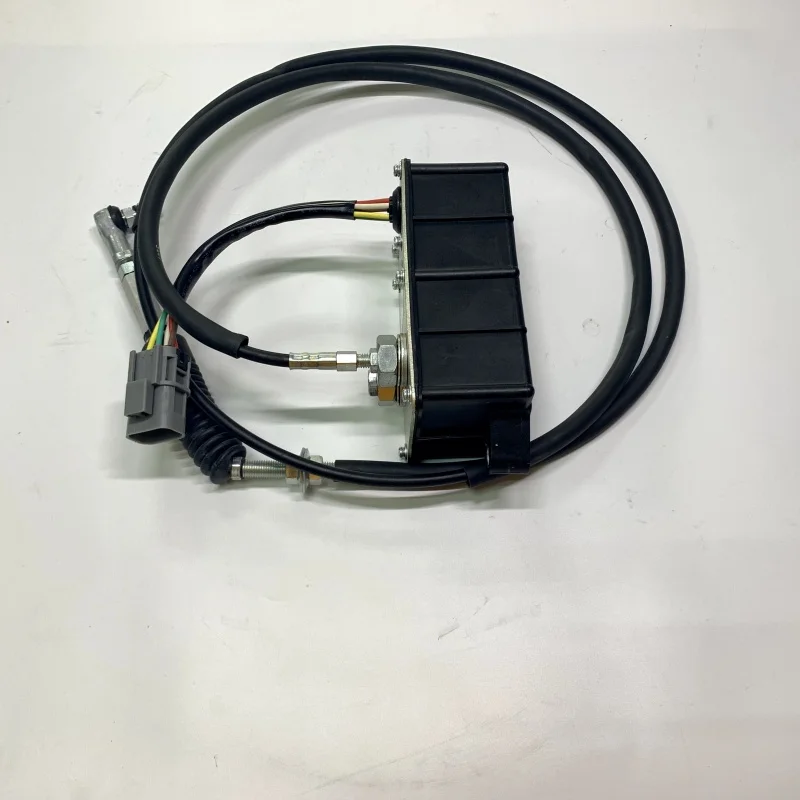 Excavator Parts Accelerator Motor DH225-7 Machinery Throttle Motor 523-00006 300513-00006 2.2M