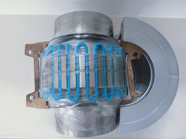Snake Spring for Grid Coupling