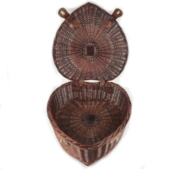 Empty Heart Shape Wicker Picnic Basket With Lid,Heart Shape Hamper