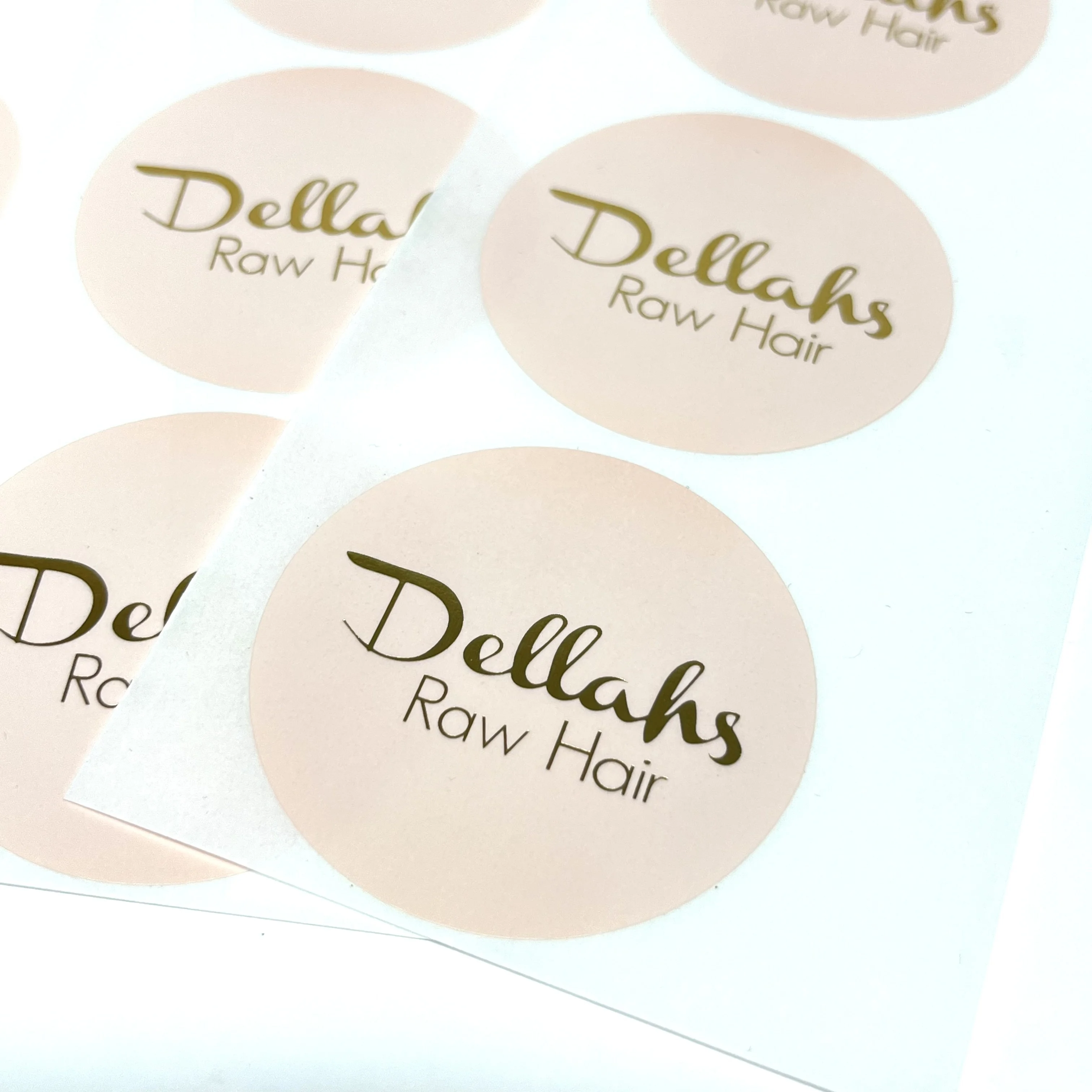 Individuell bedruckte Rollen aus Kunststoff, wasserdichtes Synthetikpapier, Klebevinyl PVC, runder kreisförmiger Markenlogo-Aufkleber
