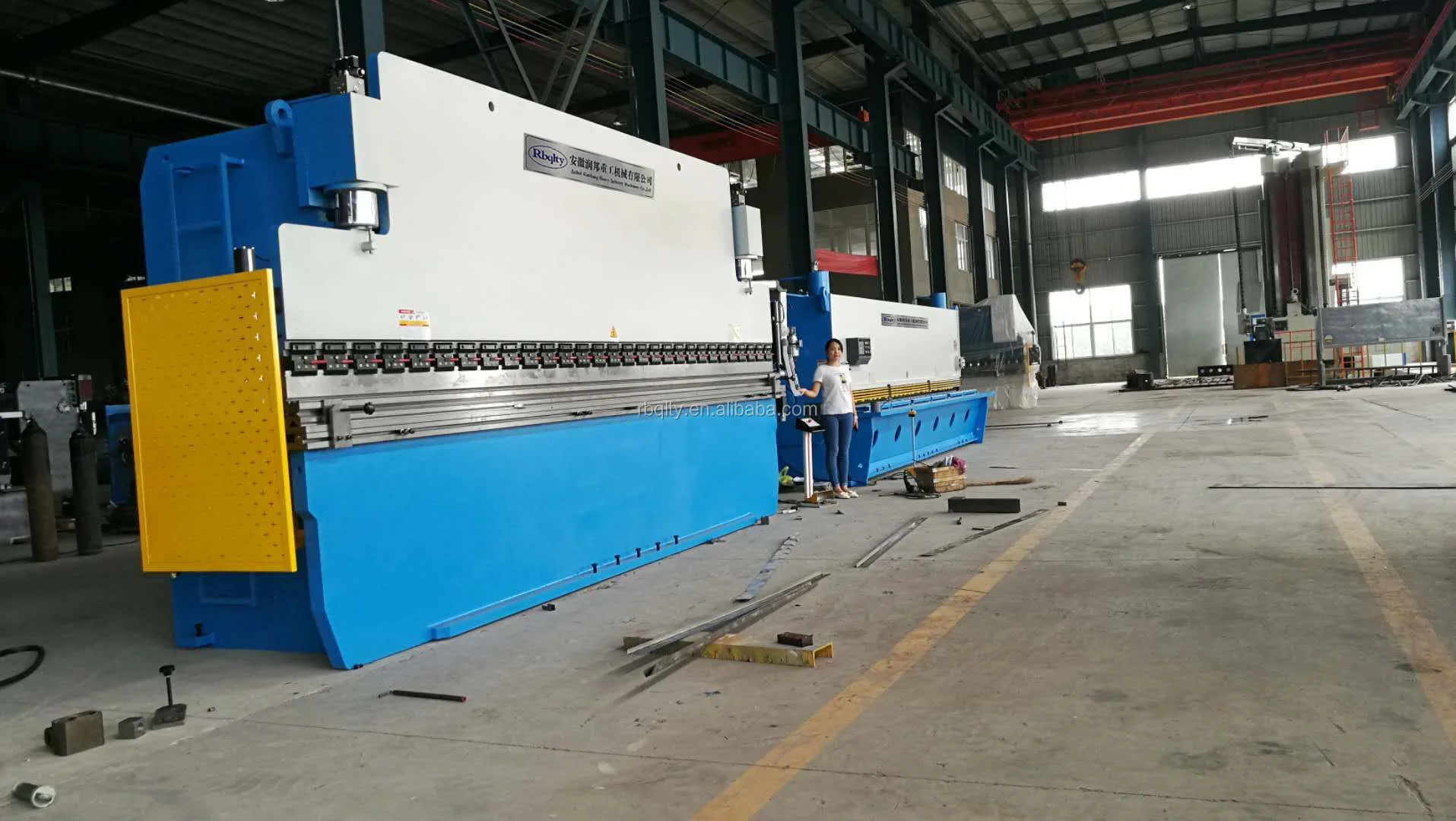 DELEM DA66T 4 + 1 5 + 1 + 8 + 1 Ось электро-гидравлический серводвигателей c ЧПУ Типа cnc листогибочный пресс с ЧПУ гибочный инструмент