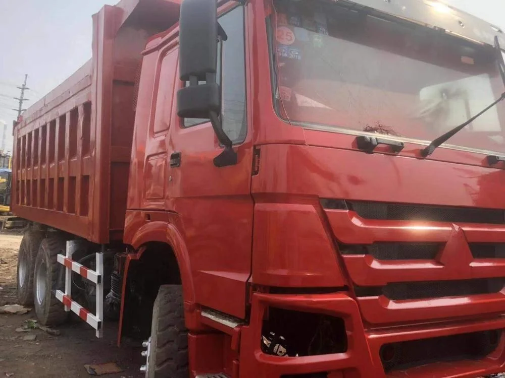 Подержанный Грузовик sinotruk howo на