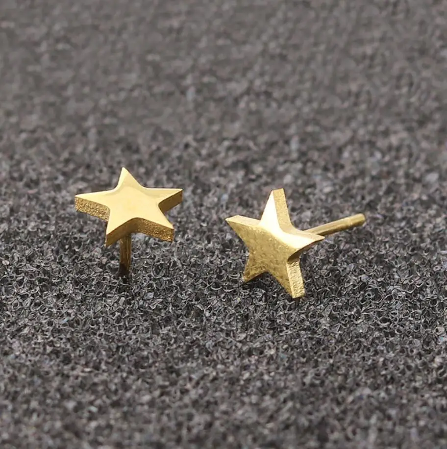 1x Shoot Star 18g Earrings Star Design Tragus Daith Cartilage Ear Pier –  Pierced n Proud