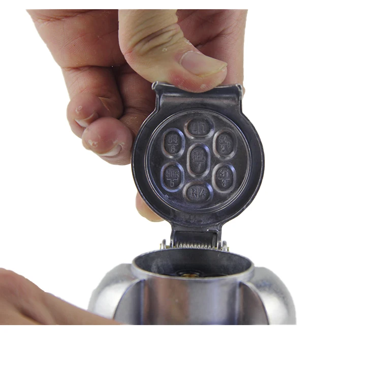 Катушка кабеля прицепа и разъемы 7 pin