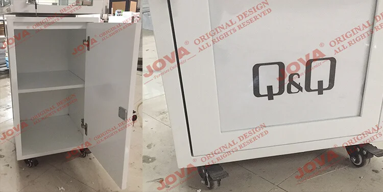 Floor Standing Rotating Display Revolving Glass Showcase With Wheels