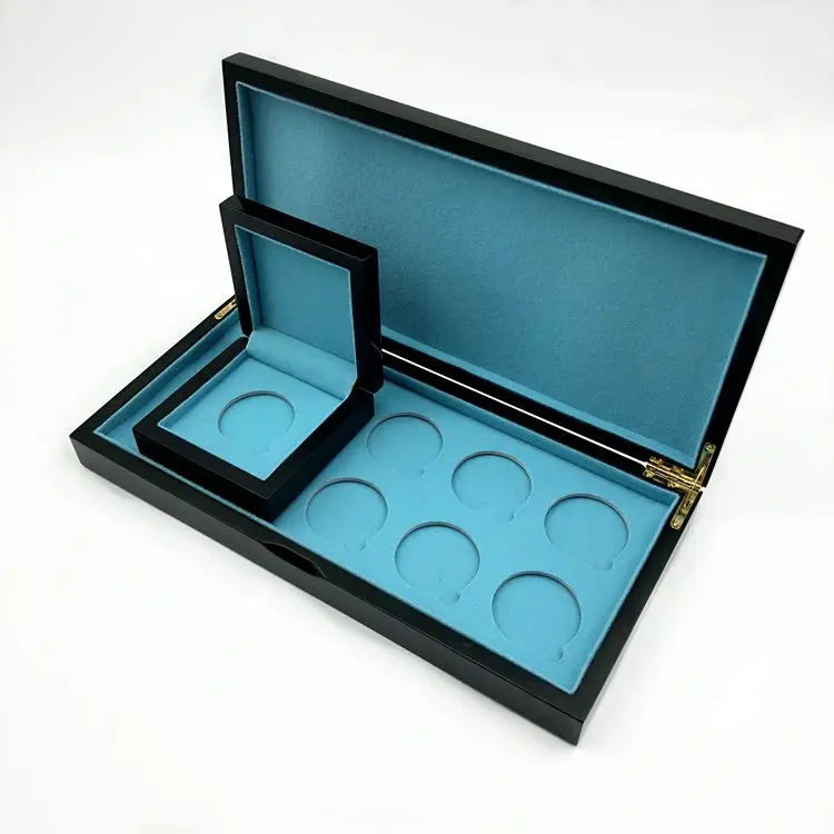 
Деревянная коробка для хранения памятных монет, Расписанная на заказ 