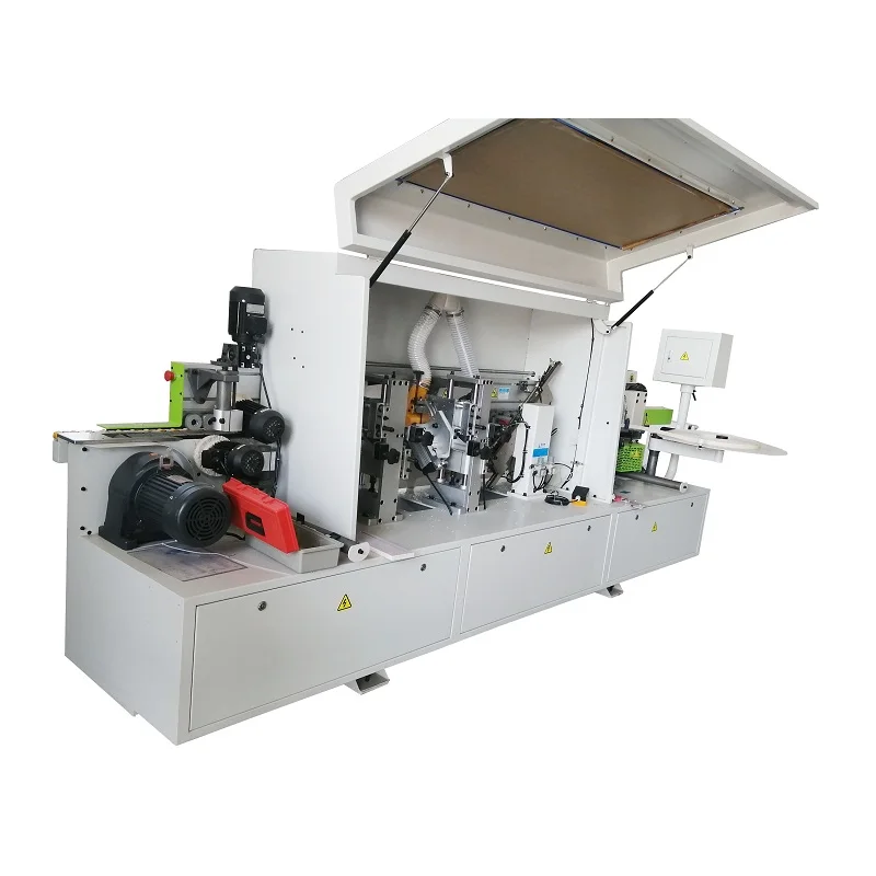 Станок для облицовки кромок панелей из ПВХ с горизонтальными и вертикальными прорезями