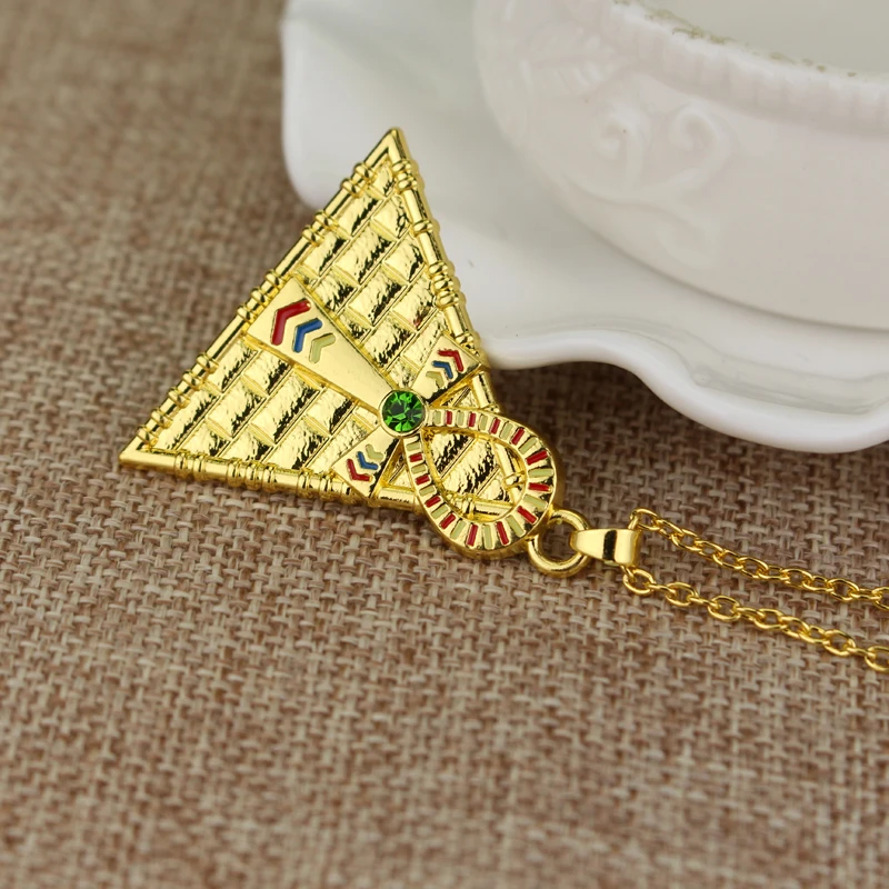 Pendentif Ancien En Argent Massif 925 – Motif Pyramide égyptienne, Style Ethnique Et Créateur
