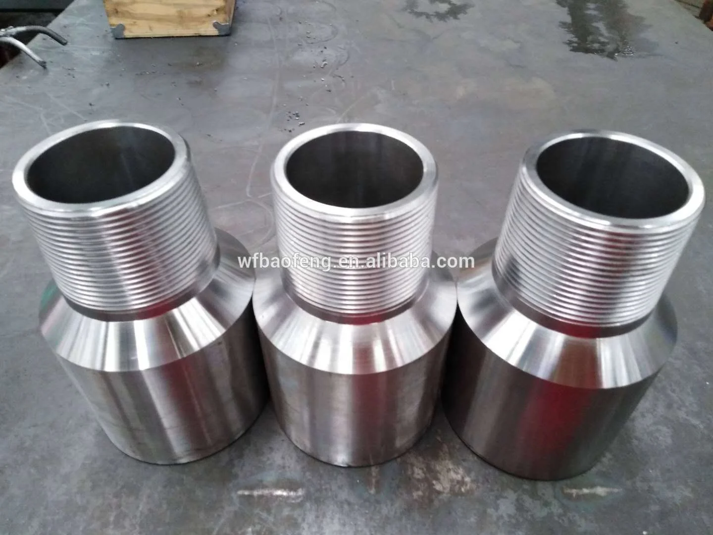 Subsurface Sub Coupling Changeover X-over Sub Coupling 3-1/2 Box to 2 7/8 Pin