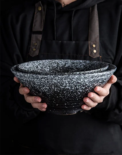 FENN Japanese style restaurant serving black 7 / 9 inch soup ceramic ramen bowl for sale ceramic ramen bowl vintage style