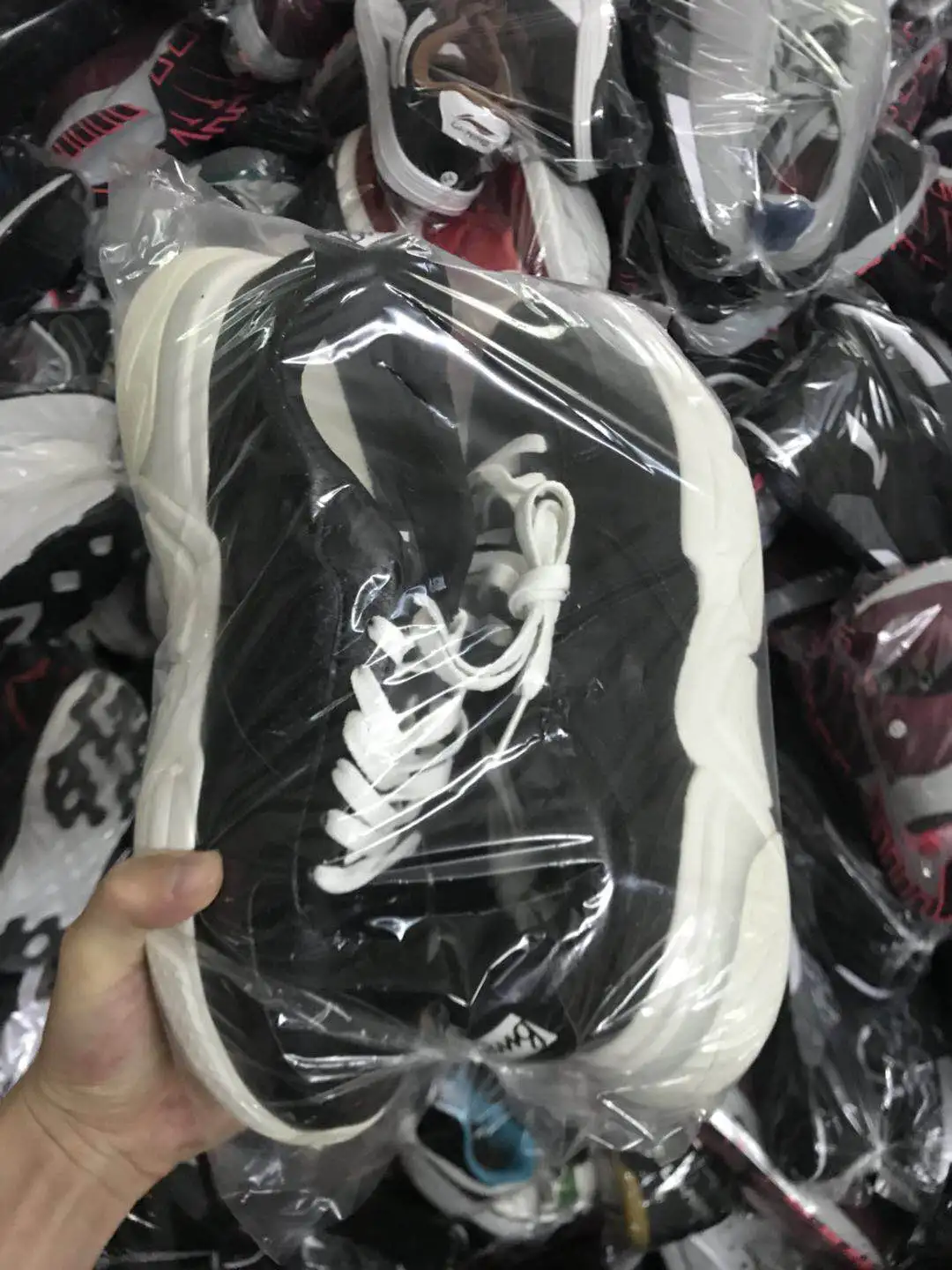 
 Смешанные стильные мужские спортивные кроссовки, повседневная обувь для бега  