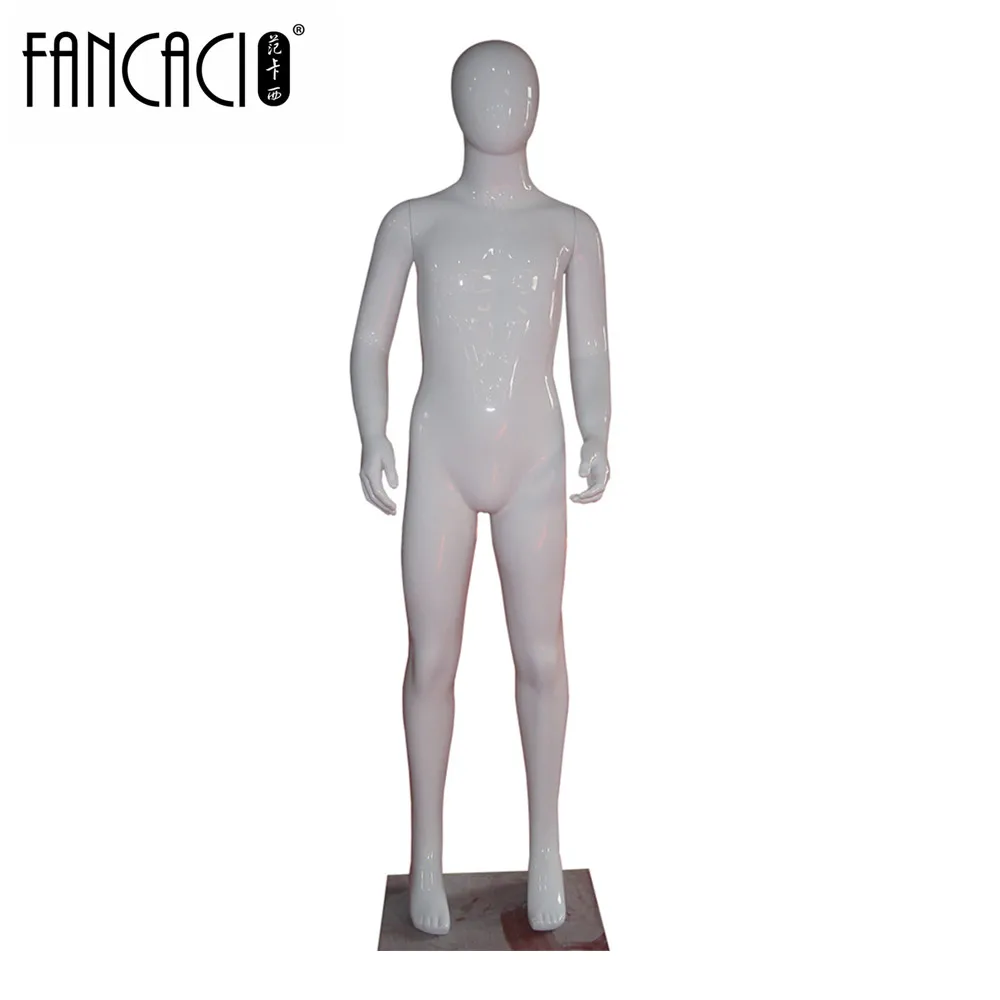 манекен без головы