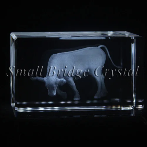 Top Grade Crystal Glass Trophy 3D Laser Engraved Handmade Craft Crystal Trophy Crystal Award Personalized Custom