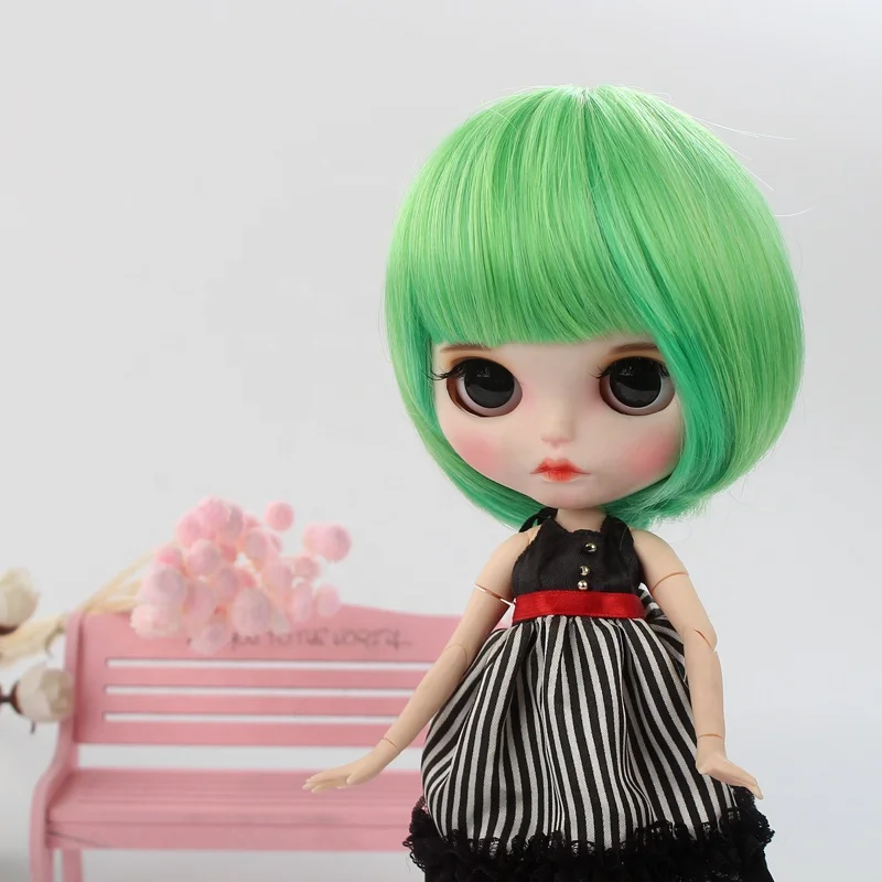
Синтетическая кукла Blythe черного цвета с короткими волосами для оптовой продажи 
