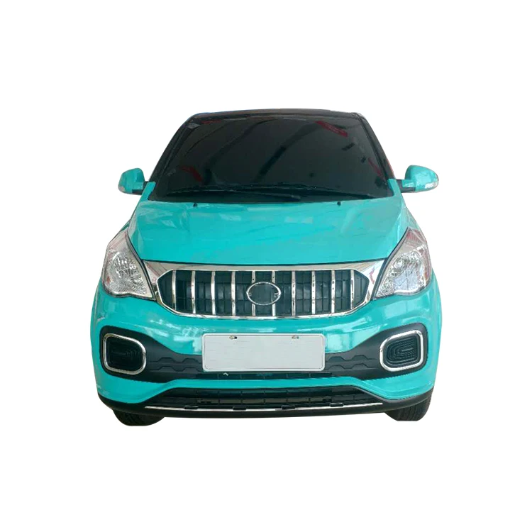 
Подержанный автомобиль с правым рулем и солнечной батареей 