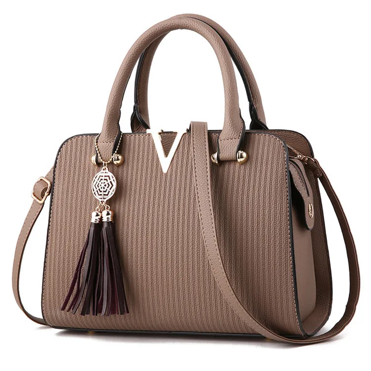 Wholesale Fashion Designer Bags Handbags V shape Women Famous
