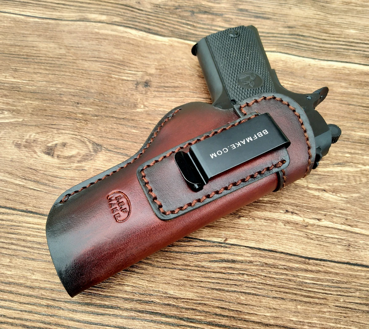 
OEM/Wholesale Tactical Gun Holster Leather For 1911 IWB Holsters Inside Waistband Concealed Gun Accessories Gun Bag Red-Brown 