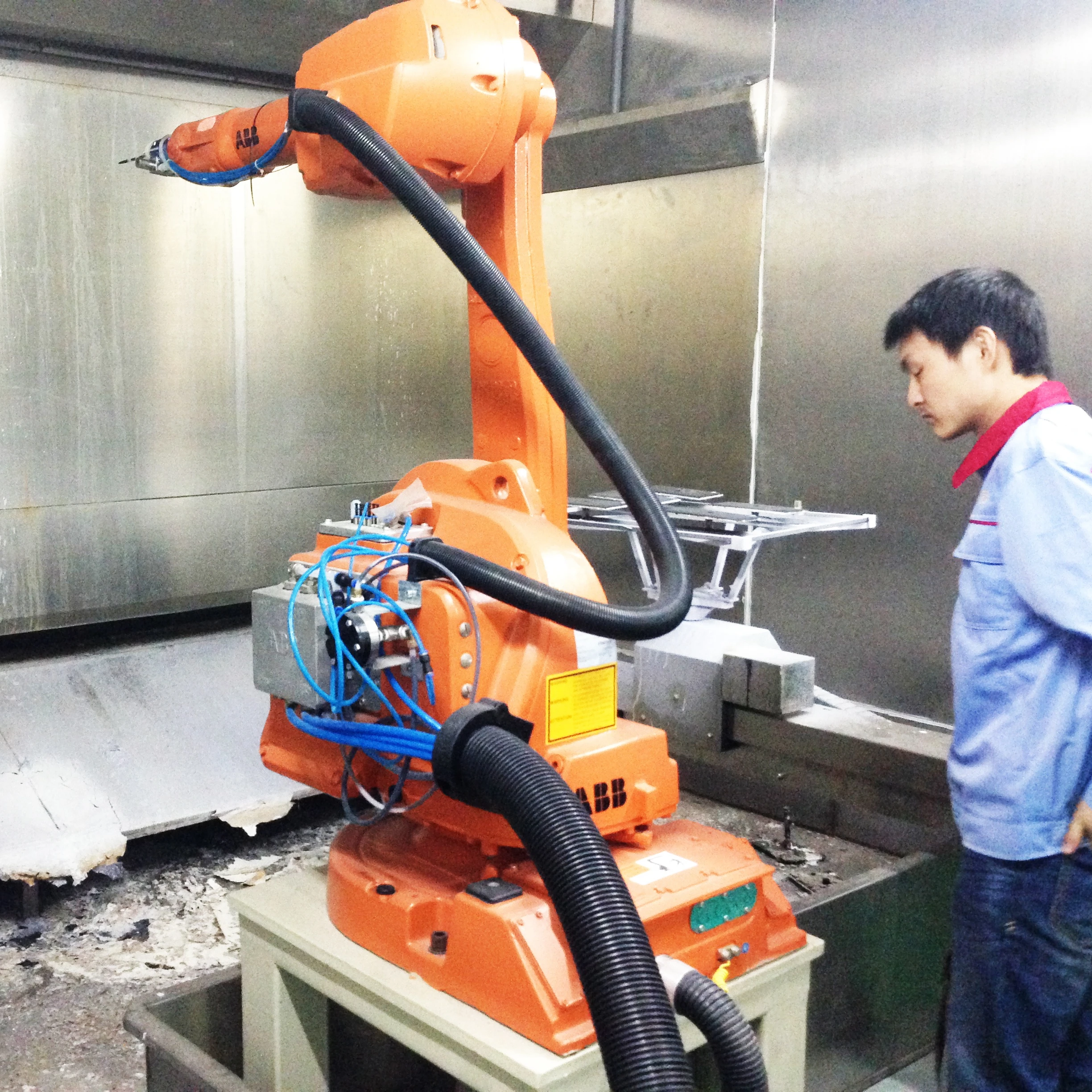 Robot automatic auto parts paint spraying line  Aisa/Mid-East/Affrica Market