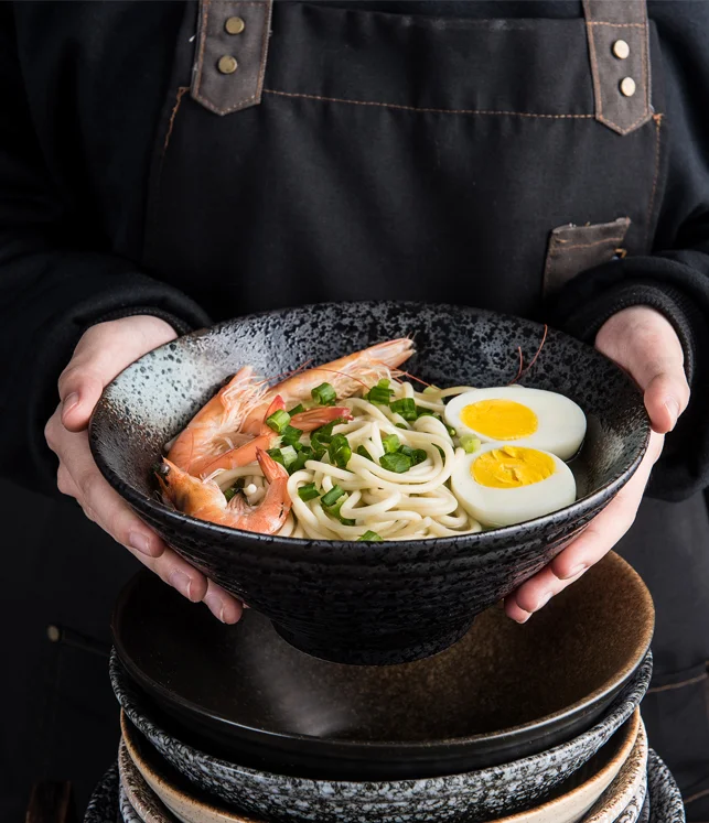 FENN Japanese style restaurant serving black 7 / 9 inch soup ceramic ramen bowl for sale ceramic ramen bowl vintage style