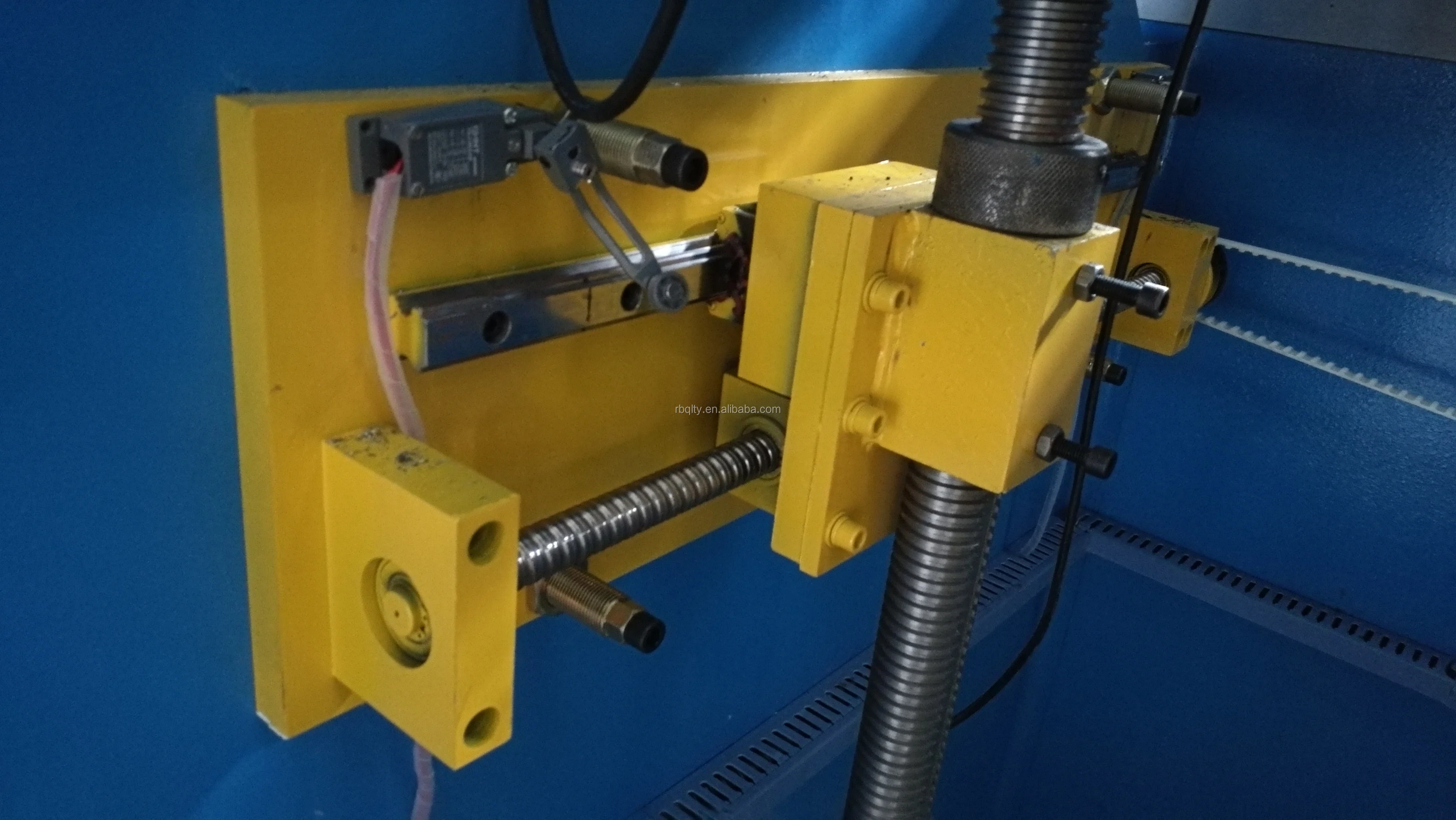 DELEM DA66T 4 + 1 5 + 1 + 8 + 1 Ось электро-гидравлический серводвигателей c ЧПУ Типа cnc листогибочный пресс с ЧПУ гибочный инструмент