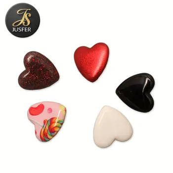 Fabric cover heart shape shank buttons with leather