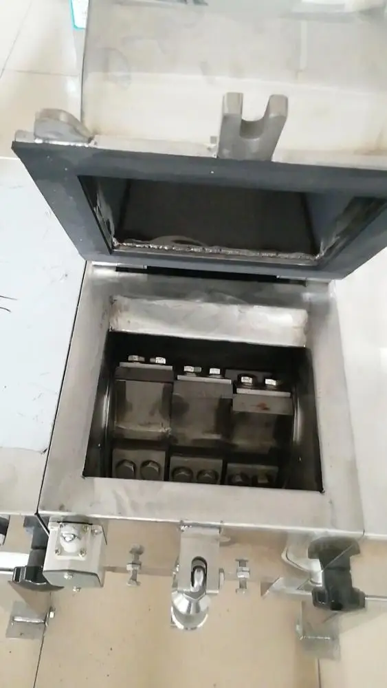 Машина для измельчения листьев конопли и цветов