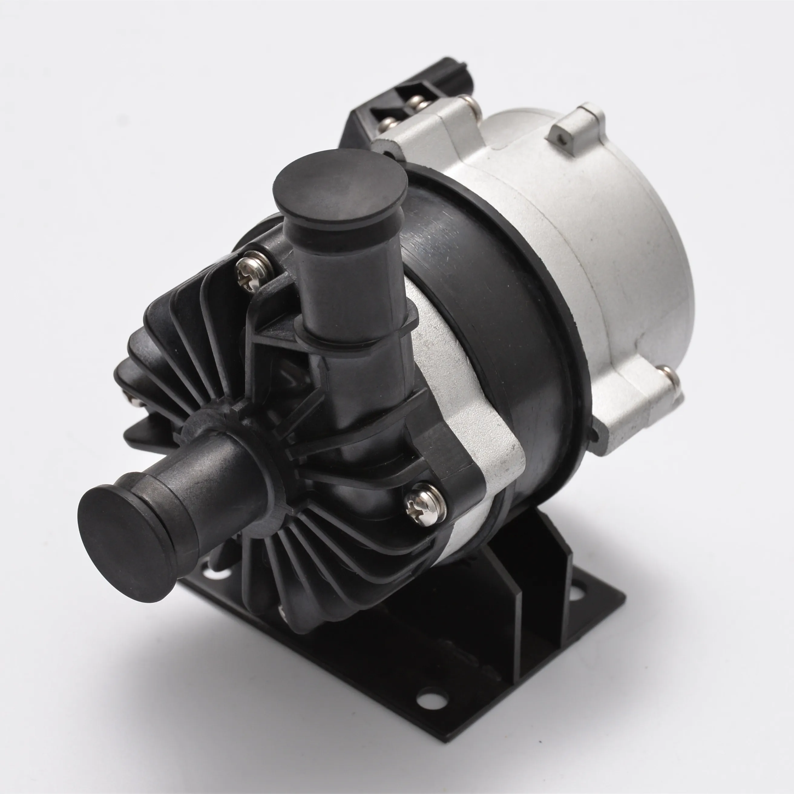 Pwm Controlling Mini Water Pump 12v Electric Car Coolant Pump Engine Coolant Circulation for EV Cargo Cooling