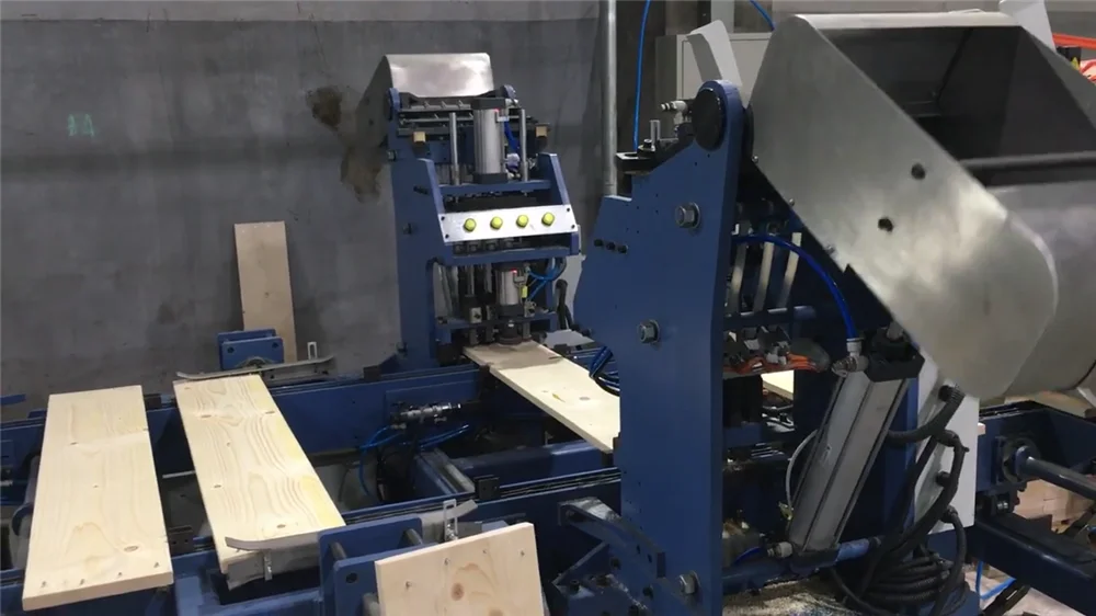 SF4060 Automatic Wood Pallet Collar Making Machine Professional 11kw Pallet Collar Making Machine