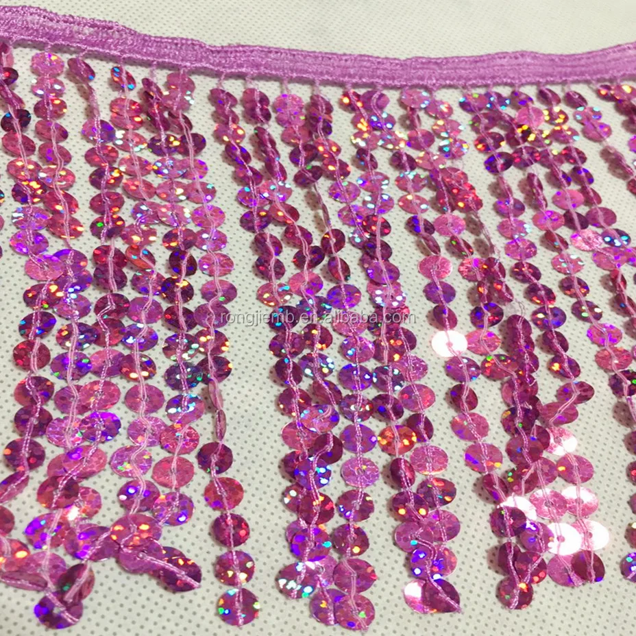 Бахрома с блестками и кисточкой