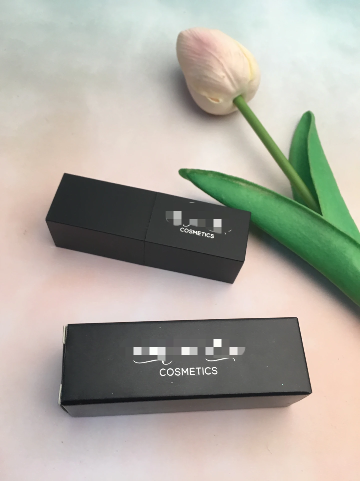 
Поставщик Косметики, oem, оптовая продажа, водостойкая натуральная матовая помада на заказ 