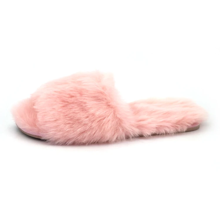 womens pink fluffy slippers
