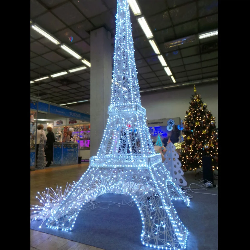 Light up Eiffel Tower Christmas decoration  Christmas lawn decorations,  Outdoor christmas decorations, Christmas decorations