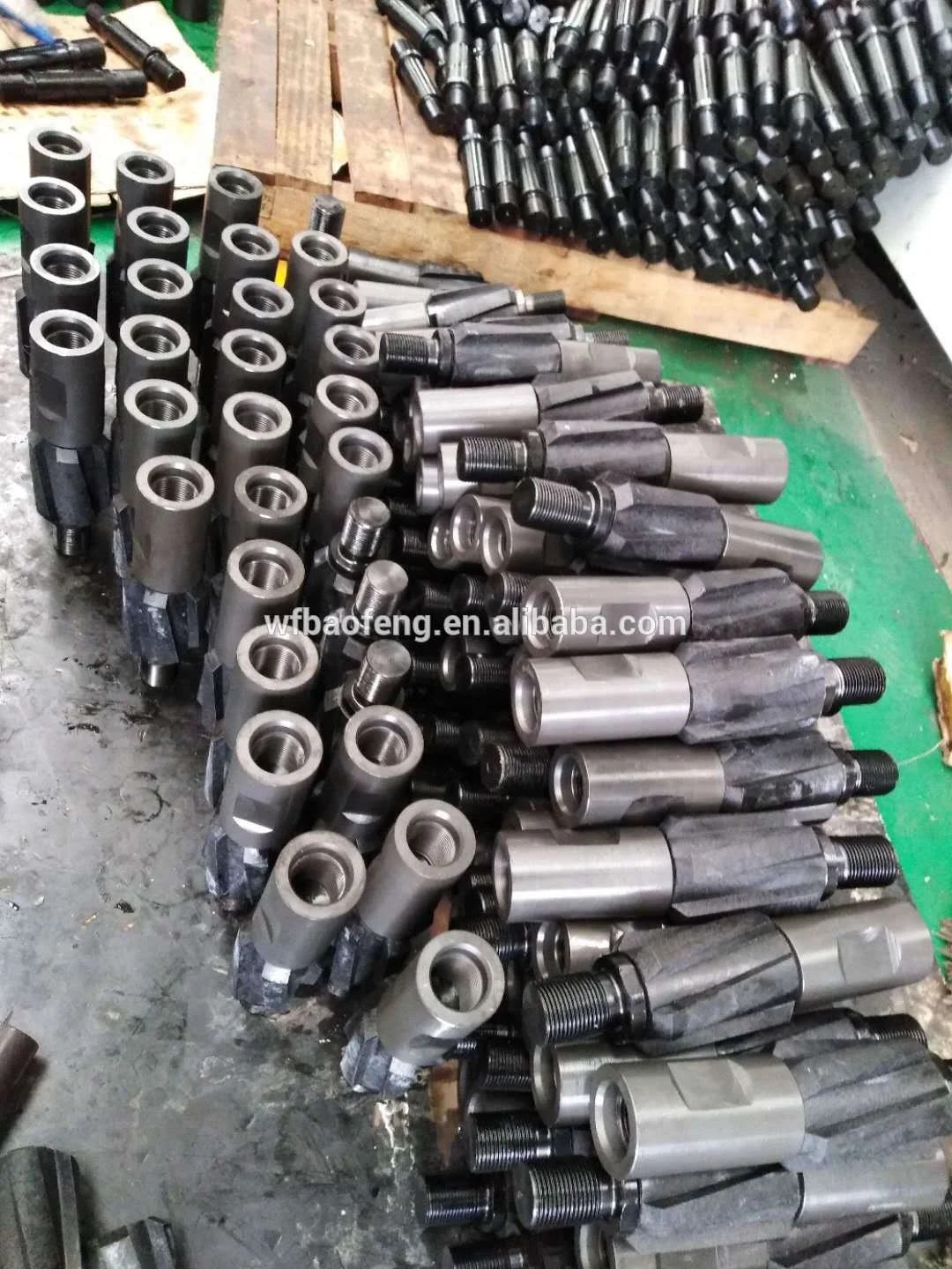 
 Направляющая для стержня с искусственными присосками  