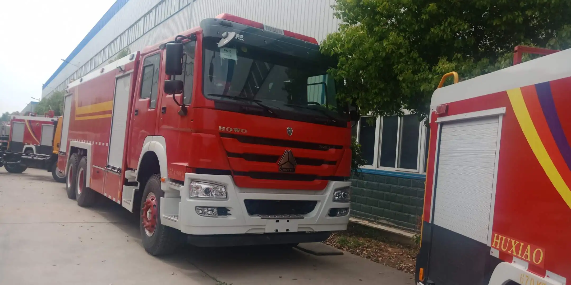 Хорошее качество Sinotruk howo 6x4 10000L-15000L тяжелый спасательный резервуар для воды, пожарная машина для продажи