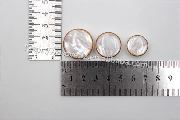 Оптовая продажа 2021, декоративные модные дизайнерские аксессуары для одежды, пластиковые пуговицы, белые квадратные пуговицы с 2 отверстиями