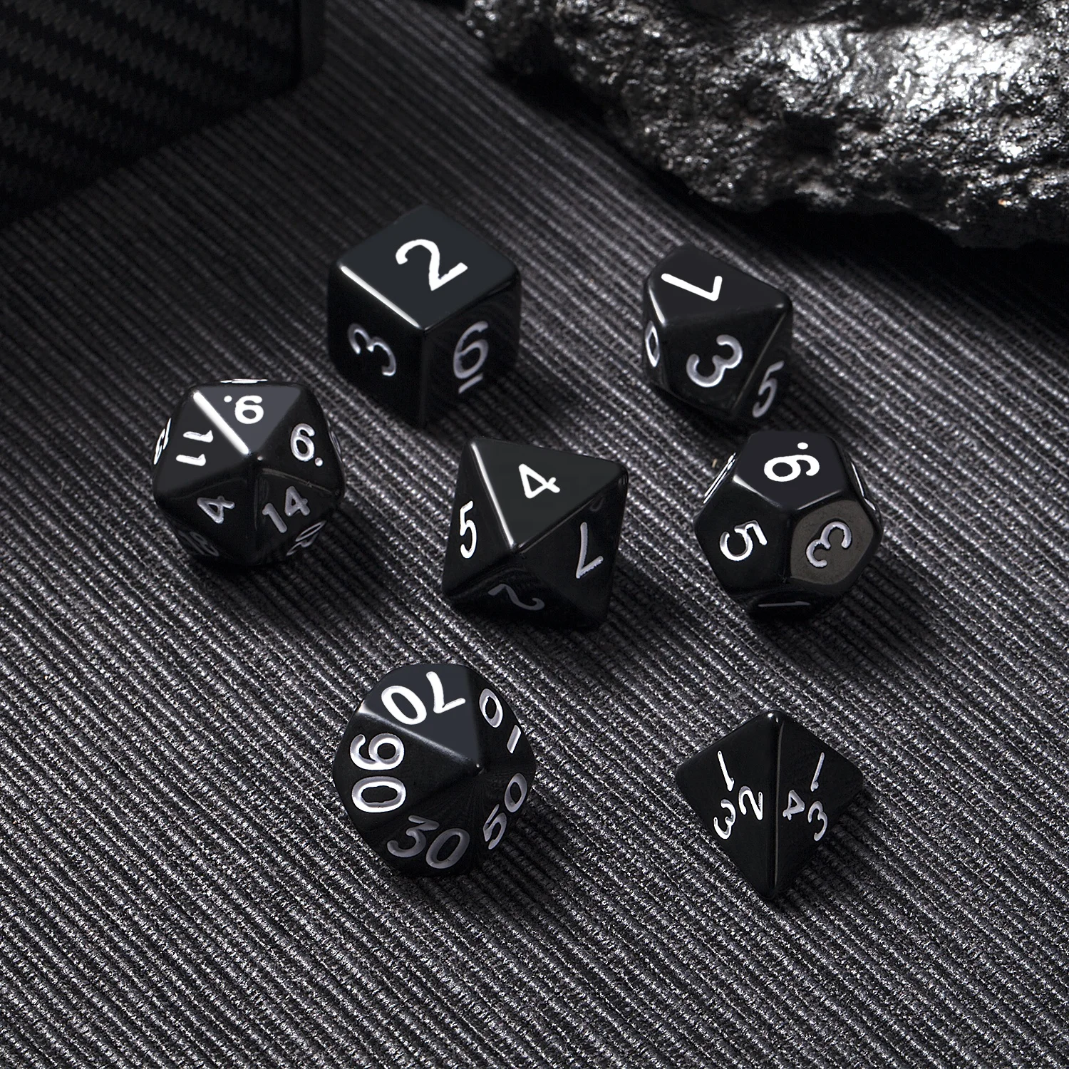 Factory Wholesale Acrylic Polyhedral Dnd Dice Set Black D4 D6 D8 D10