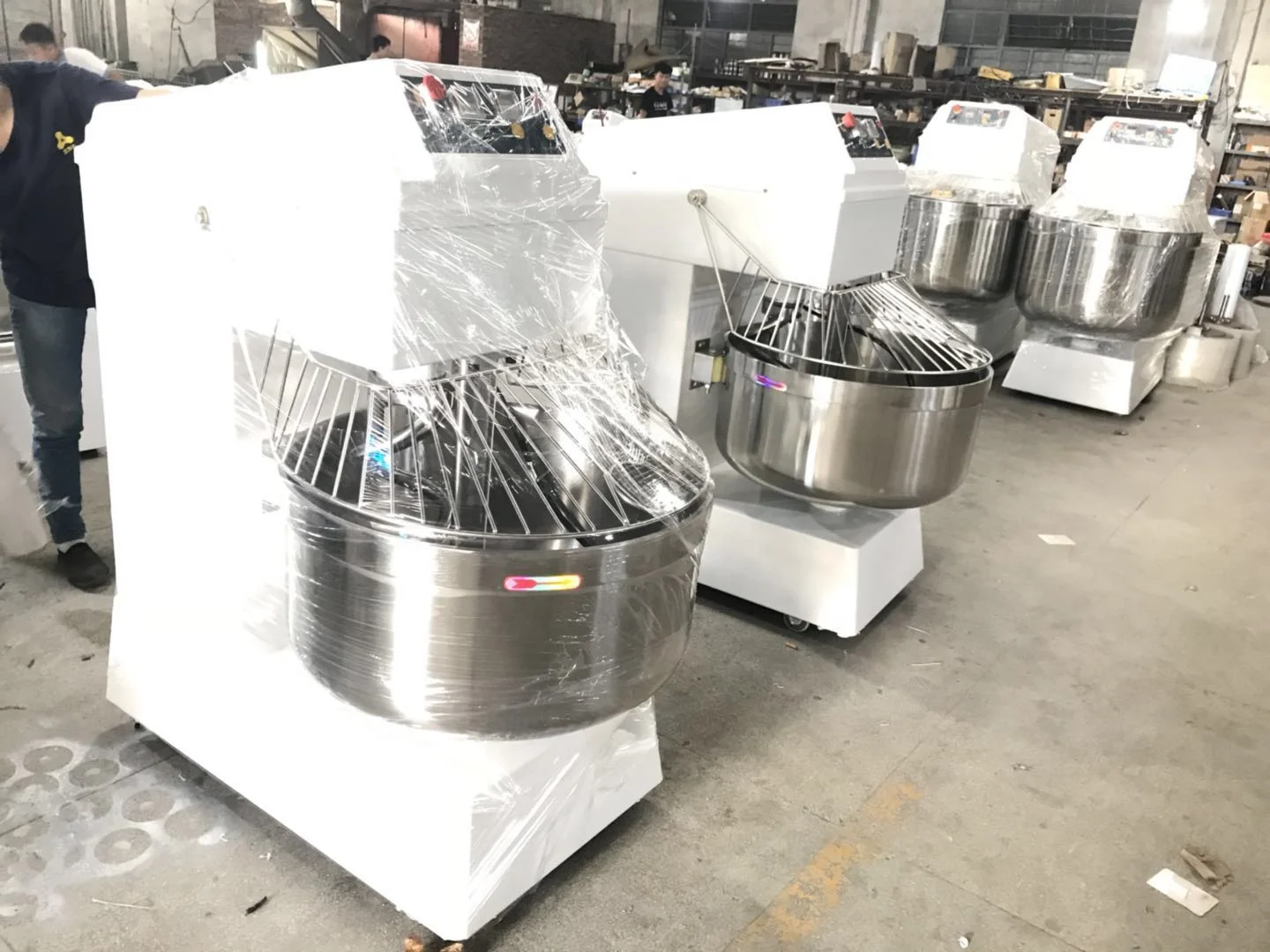 
130L тестомес 2-х скоростная 2-мотор промышленного типа со съемной чашей Лидер продаж 