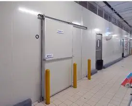 Hot top slaughtering cold room