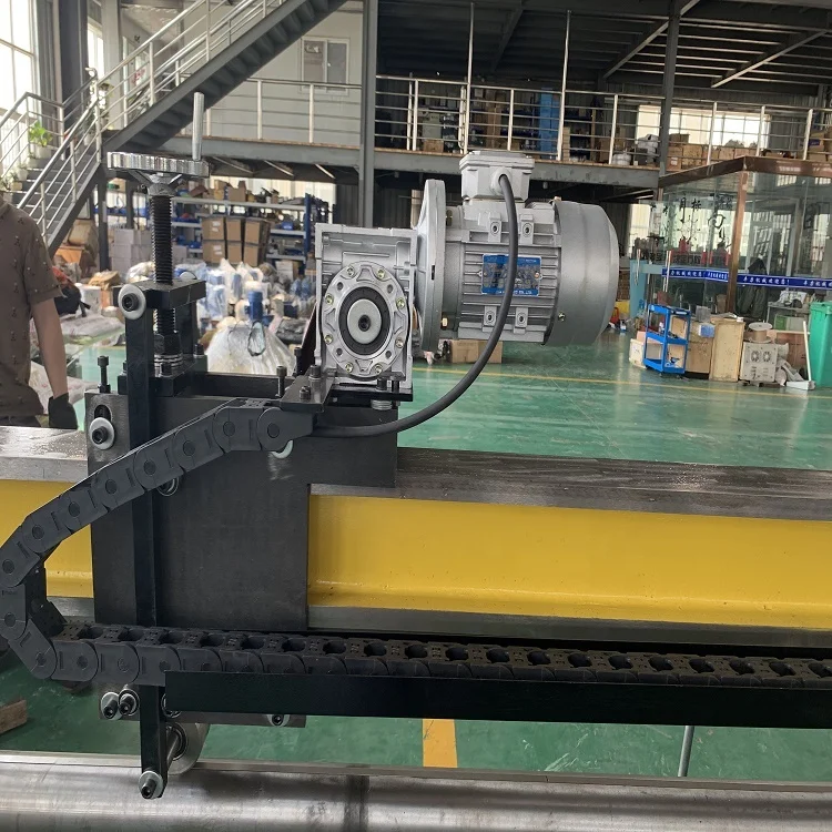 Easy operation square tube seam closer machine for
