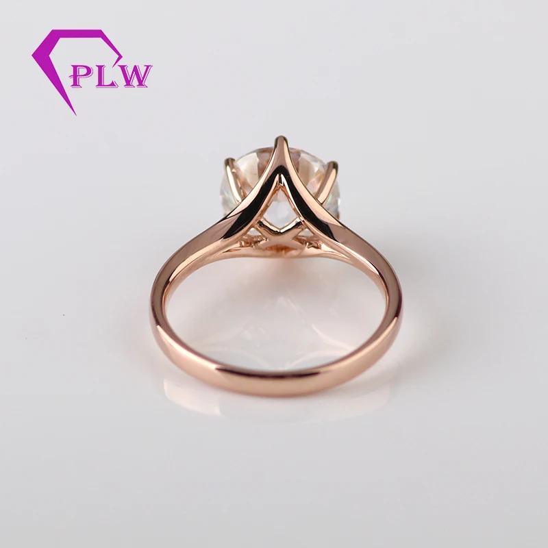 Moissanite Diamond Solitaire Ring in Rose Gold
