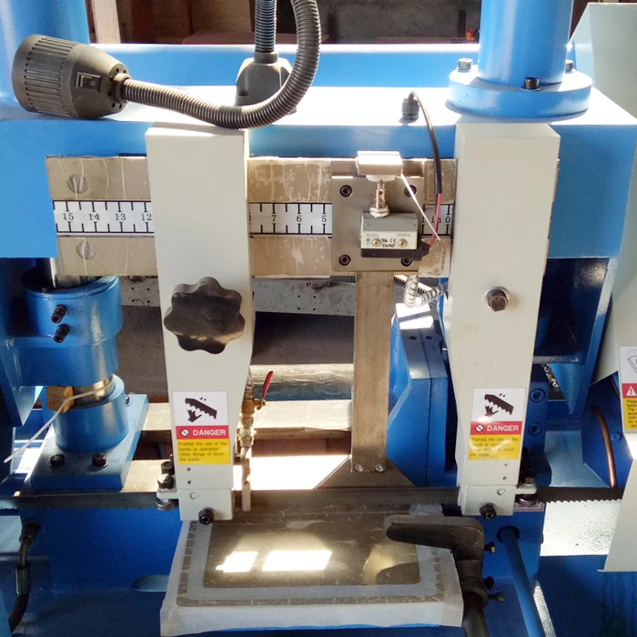 GH4220A Double Column Horizontal Band Saw Machine for Metal Cutting