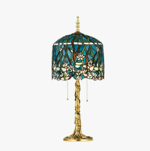 Hot Selling Tiffany Shape Vintage Brass Table Lamp Indoor Decoration Adjust Desk Light