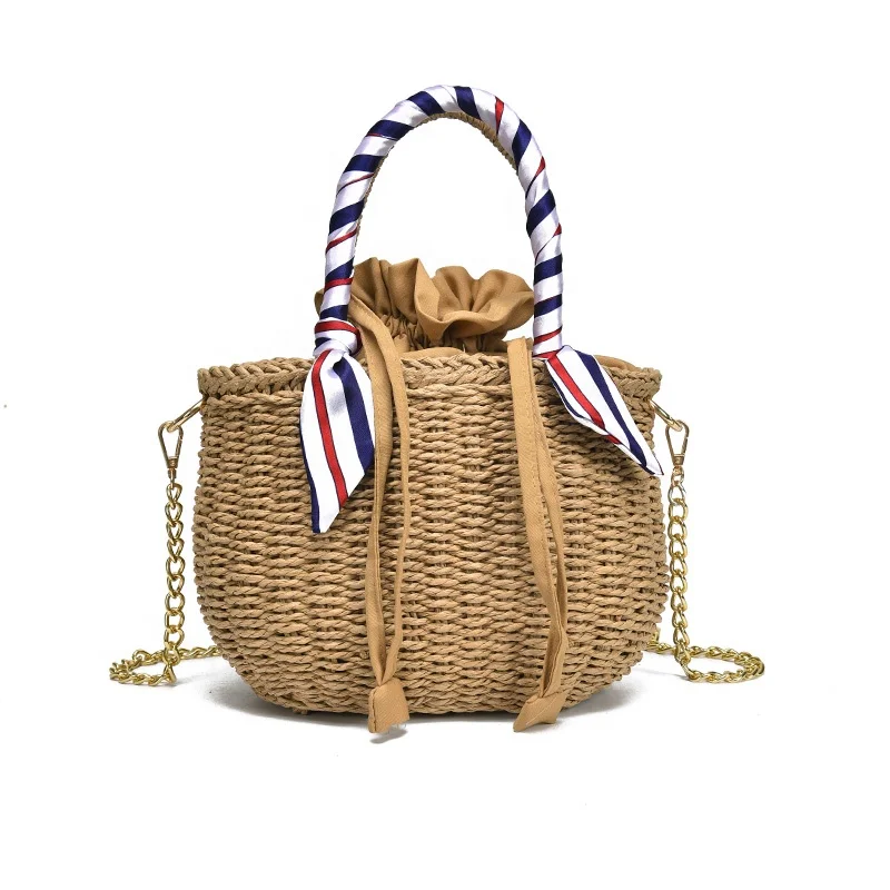 Bolsos de playa que, en realidad, podrías llevar contigo a cualquier parte  | Vogue España