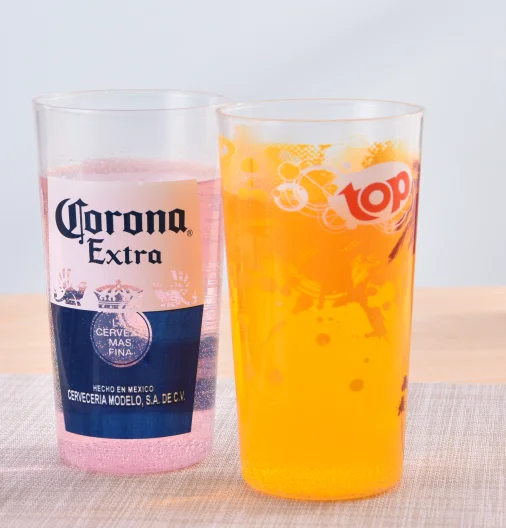 Прозрачная пластиковая чашка для пивного сока